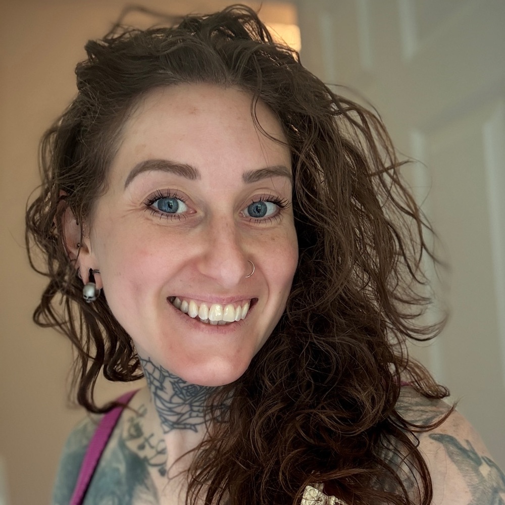 Meet your Posher, Nikki